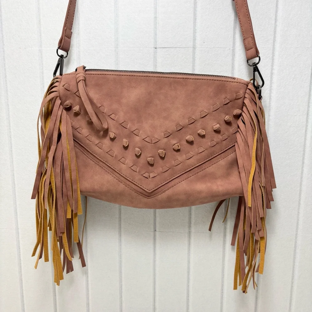 Danielle‎ Nicole Western Pink Crossbody Bag with Fringe - Picture 2 of 12